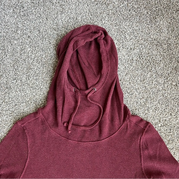Patagonia Maroon Cowl Neck Hooded Waffle Tunic, Size Small - Picture 6 of 10